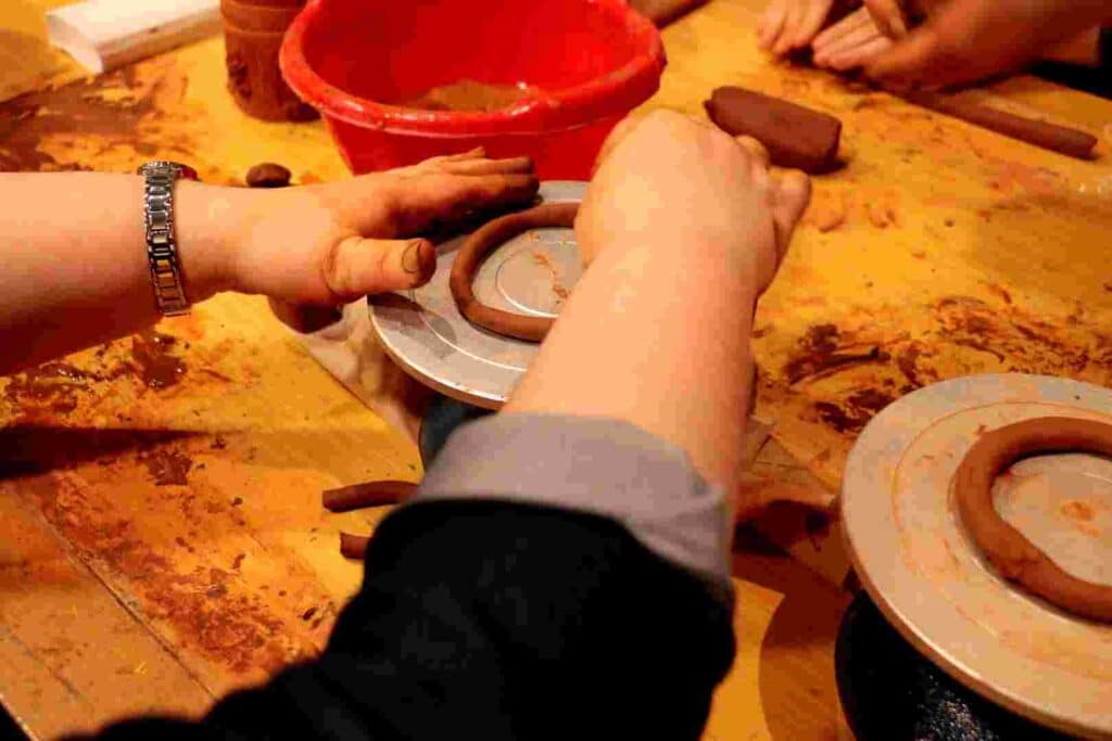 Büyükşehir’le çamurdan sanata giden yolculuk