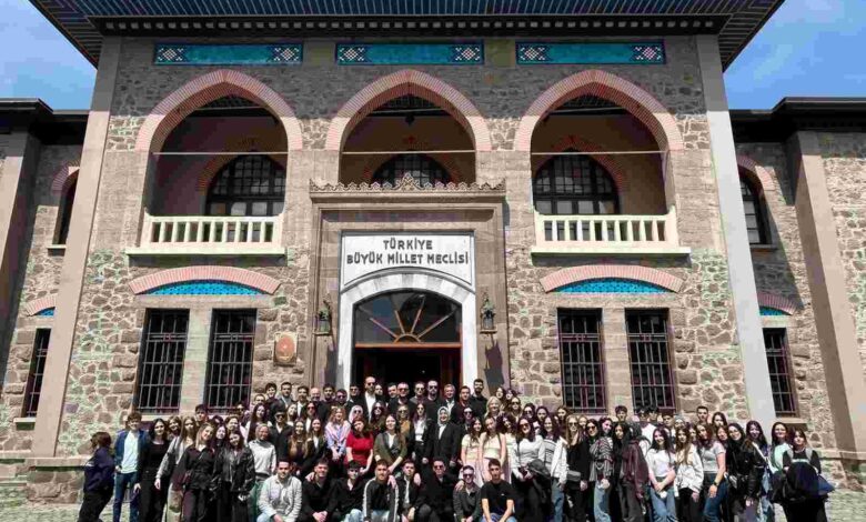 Çınar Akademi öğrencileri Ankara’da motivasyon depoladı