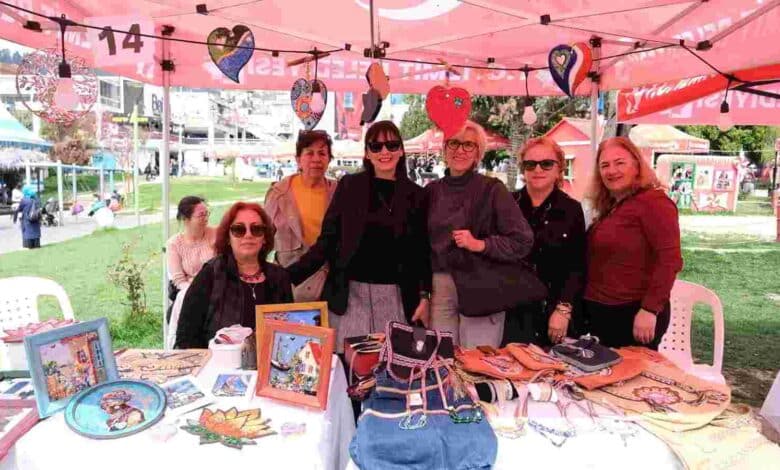 Dünya Sanat Günü İzmit’te coşkuyla başladı