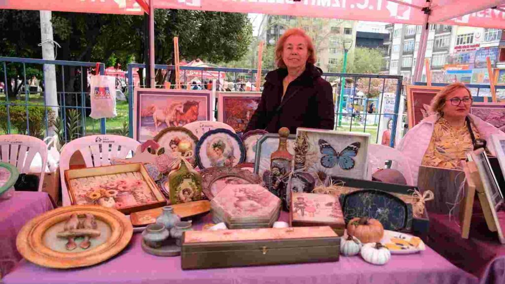 Dünya Sanat Günü İzmit’te coşkuyla başladı 