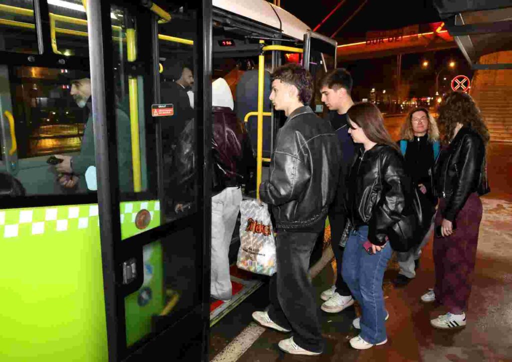 Eve nasıl döneriz_ derdine Büyükşehir çözümü --