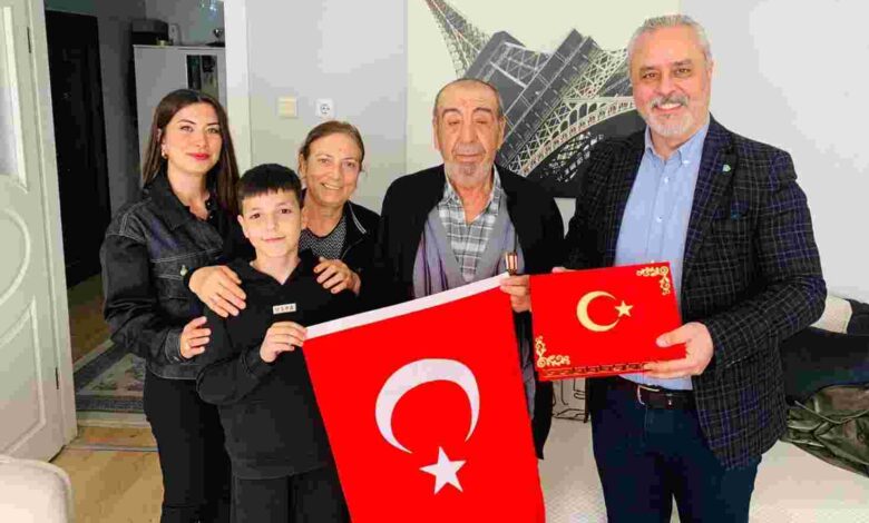 İzmit Belediyesi, gazilere vefa ziyaretlerini sürdürüyor
