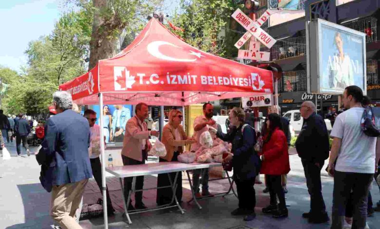 İzmit Belediyesinden vatandaşa ücretsiz istiridye mantarı