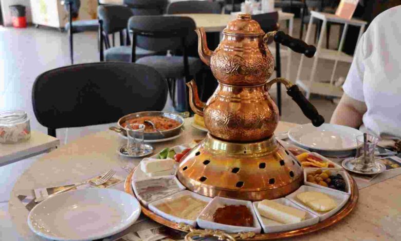 İzmit’in en güzel manzarasında kahvaltı keyfi 250 TL