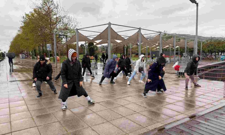 İzmit’te bayram coşkusu sağlıklı adımlarla başladı