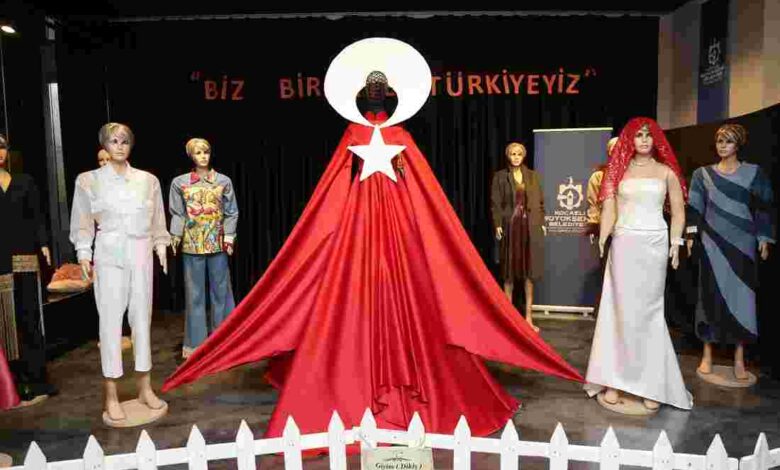 Kocaeli Büyükşehir Belediyesi KO-MEK’in yıl sonu ilçe sergilerinin dördüncüsü Darıca’da açıldı.