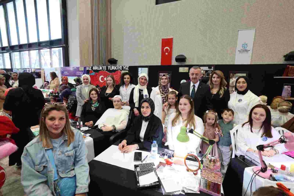 KO-MEK’ten İzmit’te büyüleyen yıl sonu sergisi