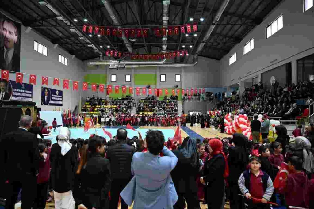 Kartepe’de 23 Nisan Coşkusu