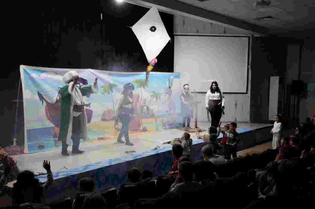 Kartepeli Minikler Nasrettin Hoca ile Kahkaha Dolu Bir Yolculuğa Çıktı