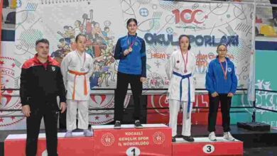 Kartepe’nin Karateci Yıldızlarından Madalya Yağmuru