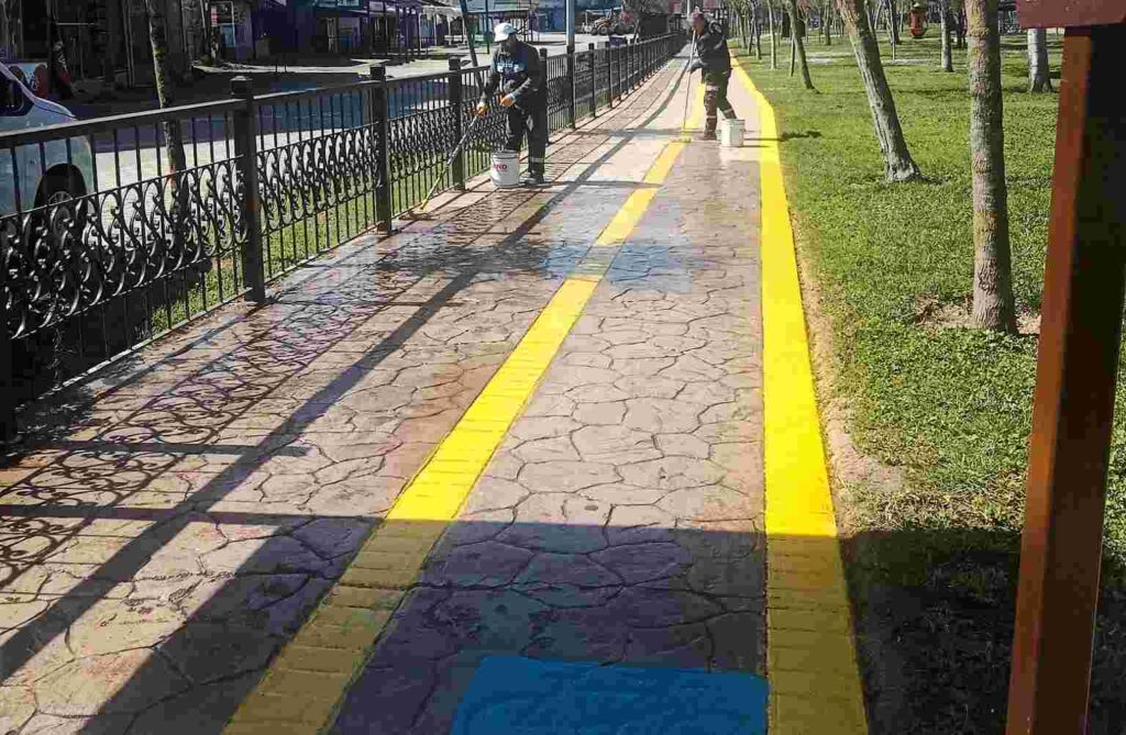 Sahiller Yaza Hazırlanıyor   