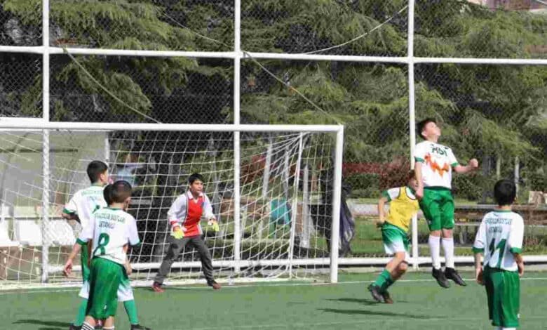 Şampiyon Atatürk Ortaokulu oldu