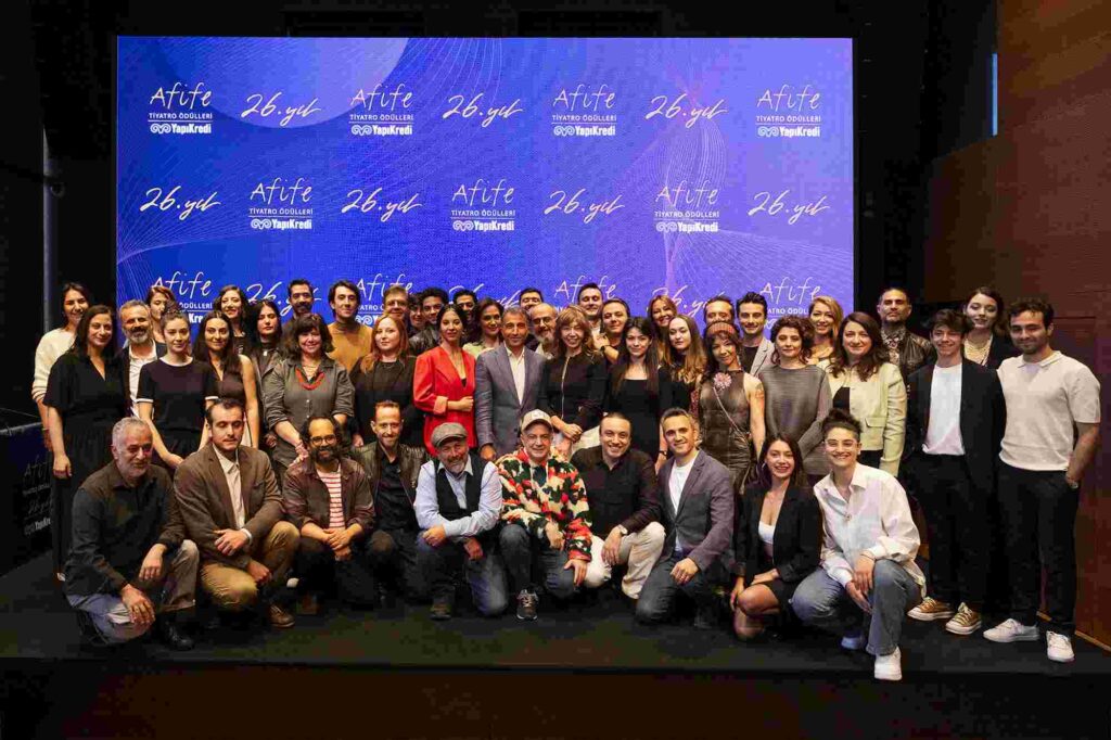 Şehir Tiyatroları, Bursa’da izleyiciyi büyüledi