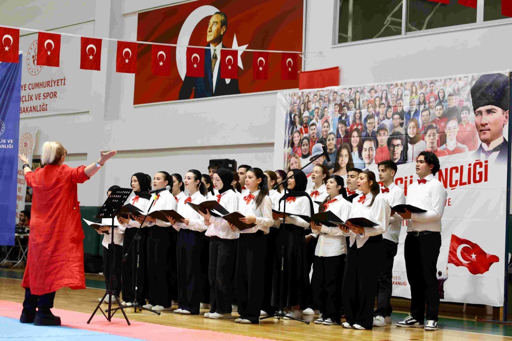 19 Mayıs Derince’de Spor ve Sanatla Kutlandı