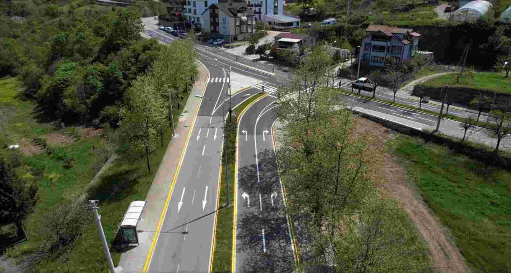 Başiskele’de yeni kavşak hizmete açıldı