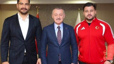 Başkan Büyükakın, güreşten iki önemli ismi ağırladı