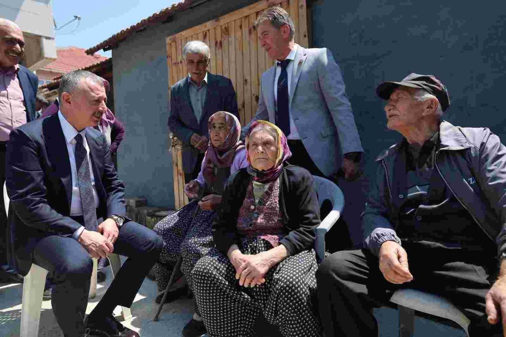 Başkan Büyükakın ile İzmit’in köylerinde sımsıcak görüntüler
