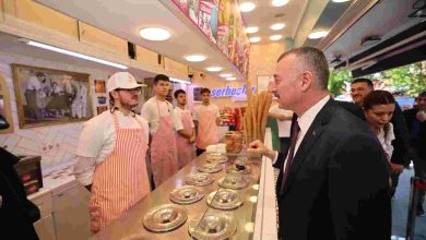 Büyükakın, ilk iş gününde de yanlarındaydı