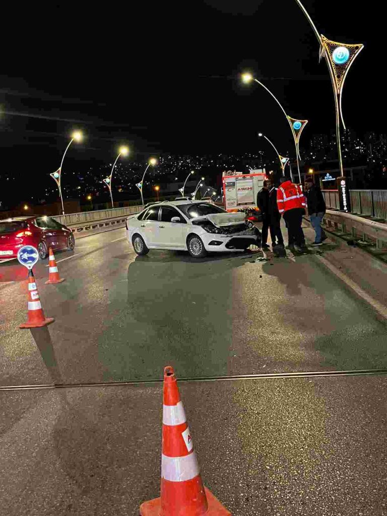 Büyükşehir A Takımı’ndan kazaya ilk müdahale   