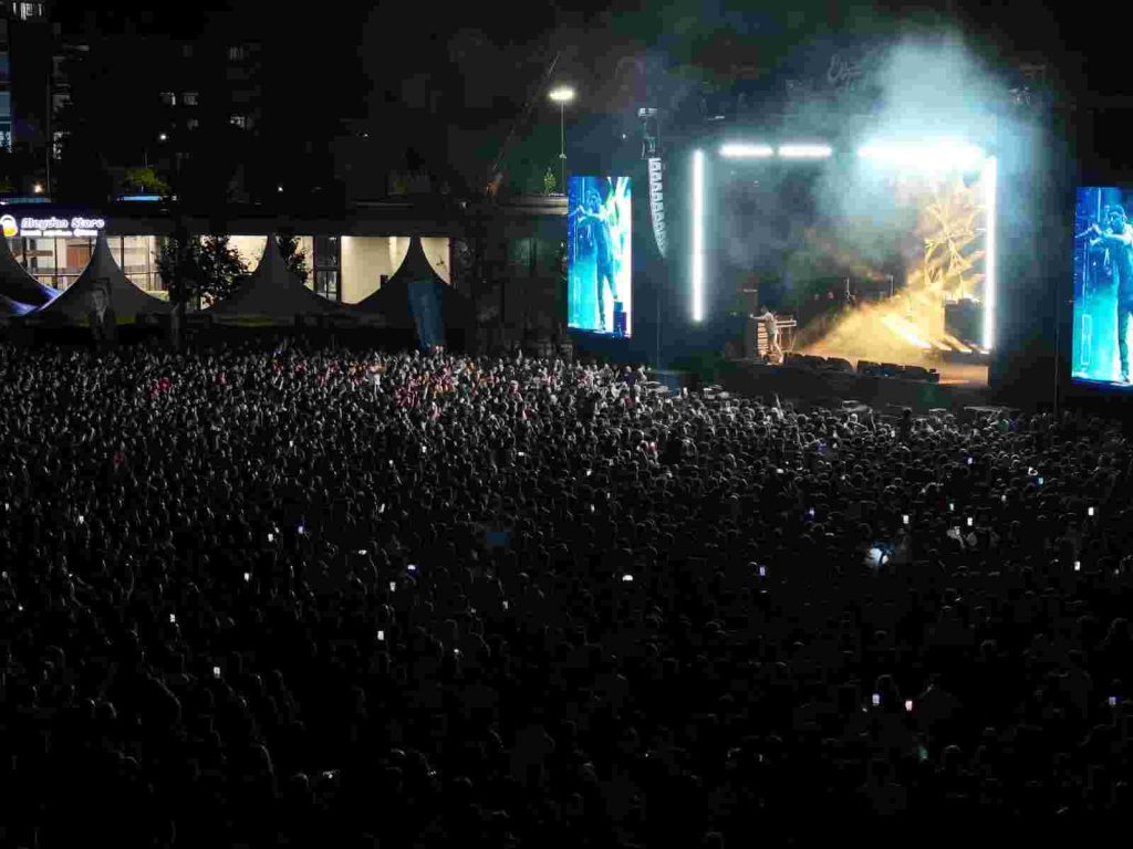 Ceza, EnFest sahnesinde hayranlarını coşturdu