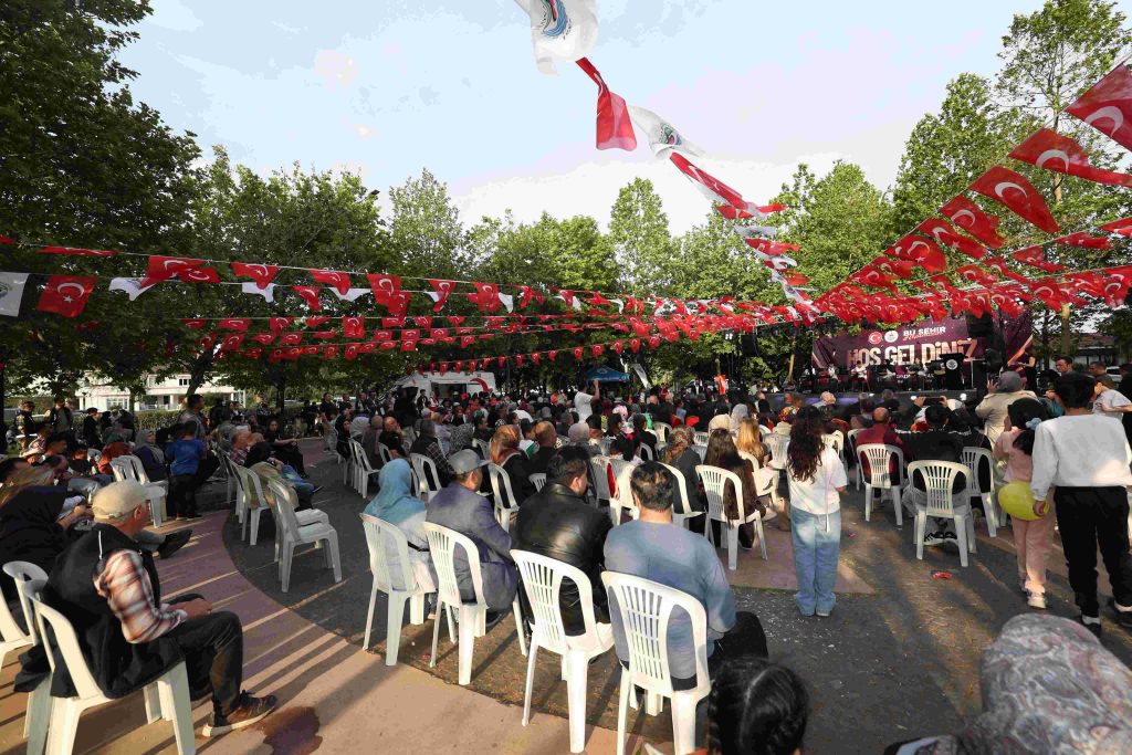 DİLOVASI’NDA 19 MAYIS COŞKUSU YAŞANDI