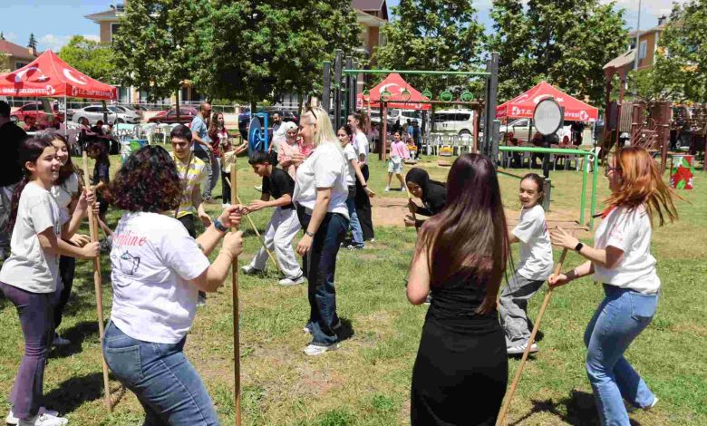 İzmit Belediyesi Çınar Akademisi Ailesi pilav gününde buluştu