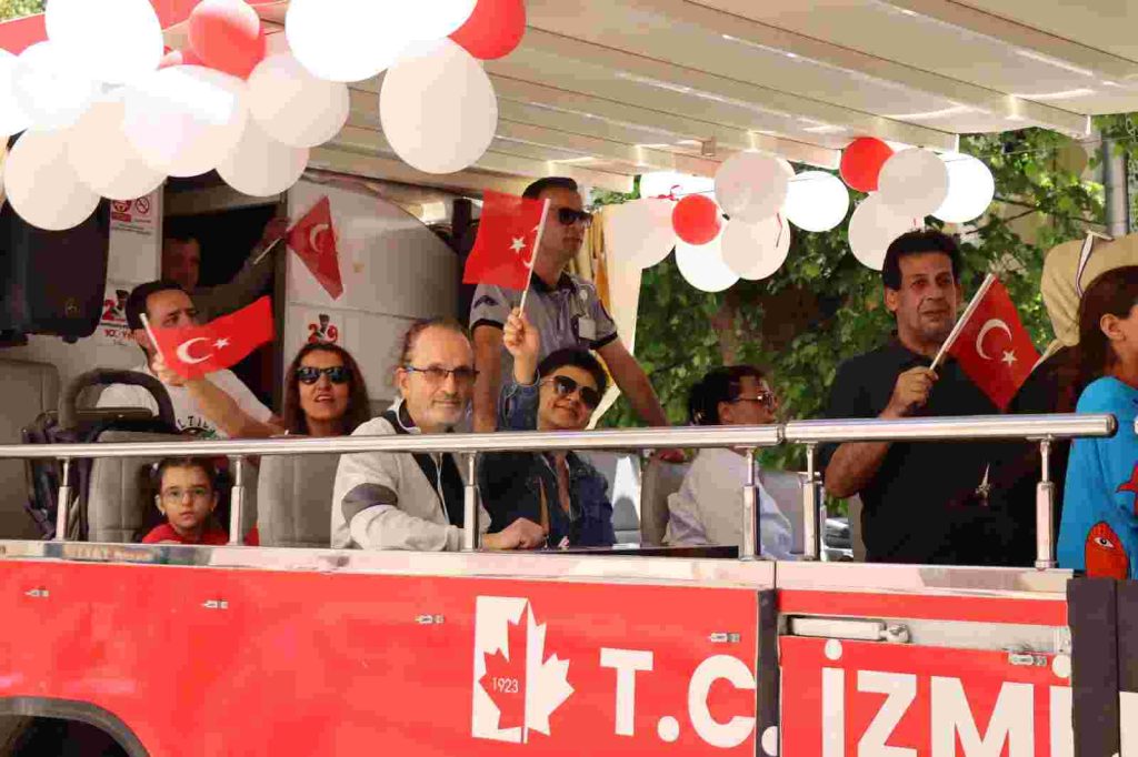 İzmit’te 19 Mayıs’a özel şehir turu