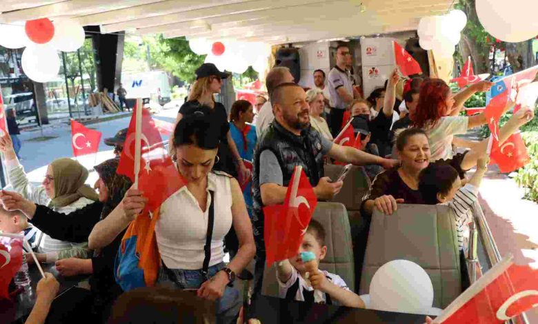 İzmit’te 19 Mayıs’a özel şehir turu