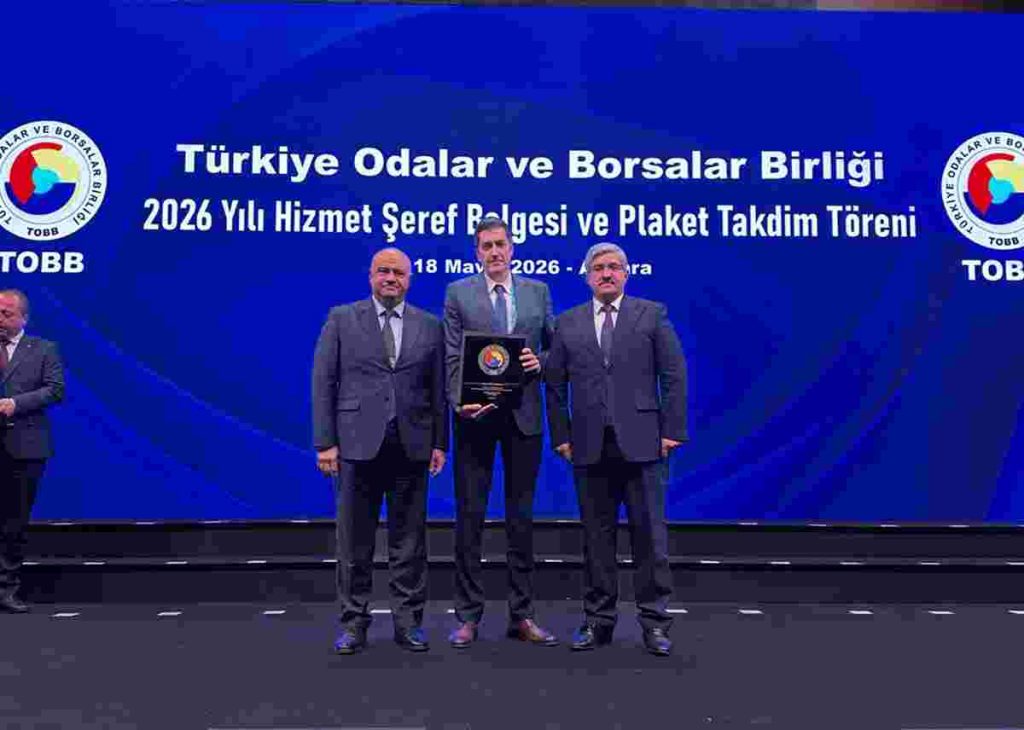 KOTO’nun gurur günü: Genel Sekreter Anlıpak’a TOBB Hizmet Şeref Plaketi