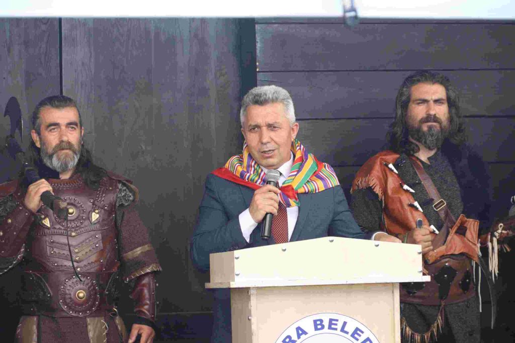 Kandıra Baba Tepesi’nde Akçakoca Bey Dualarla Anıldı