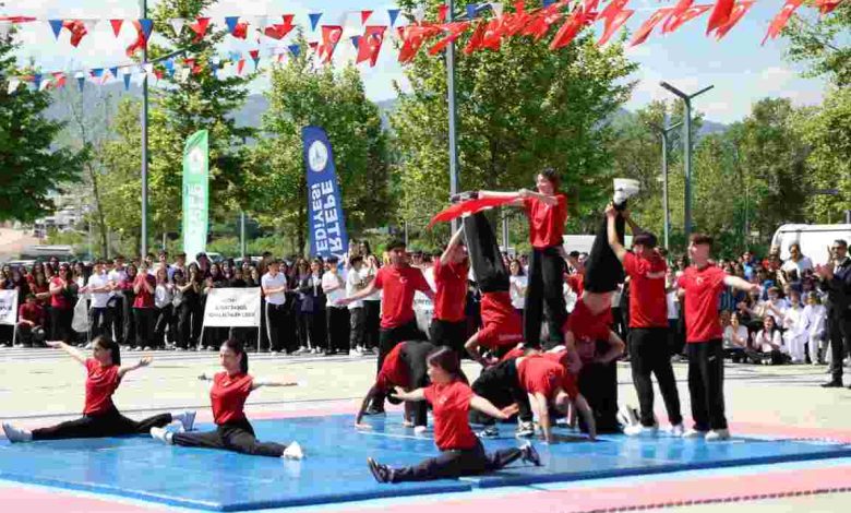 Kartepe’de 19 Mayıs Coşkusu
