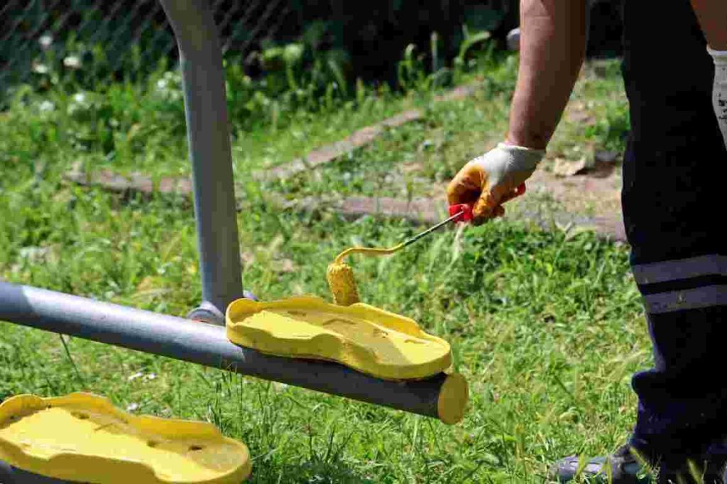 Kartepe’de Çocukların Park Keyfi Yenileniyor