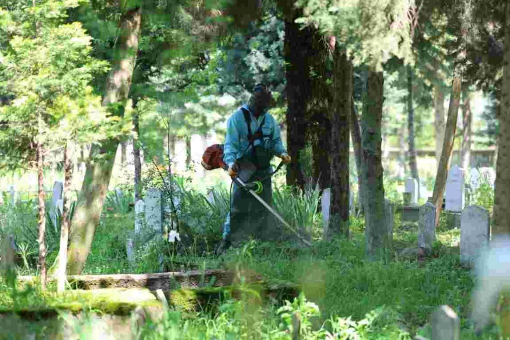 Kartepe'de Yeşil Alanlar Bayrama Hazırlanıyor
