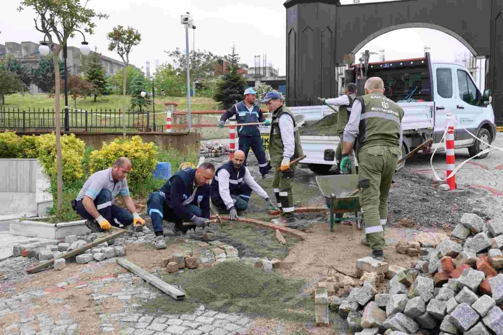 Kocaeli’de şehitlik ve mezarlıklar bayrama hazır