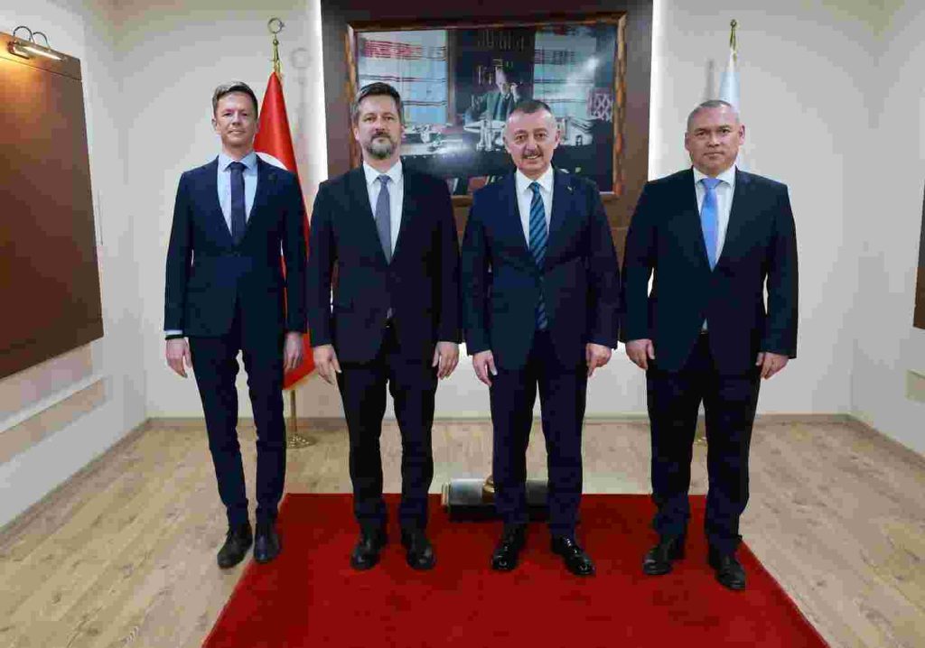 Macaristan Büyükelçisi Matis, Büyükakın’a konuk oldu