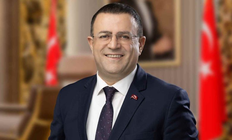 Sevginin ve Fedakarlığın Adı Annedir