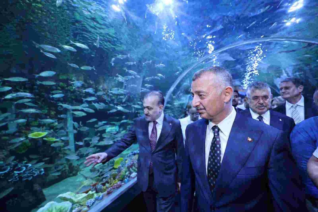 Başkan Büyükakın, büyüleyici Körfez Aqua’yı müjdeyle açtı