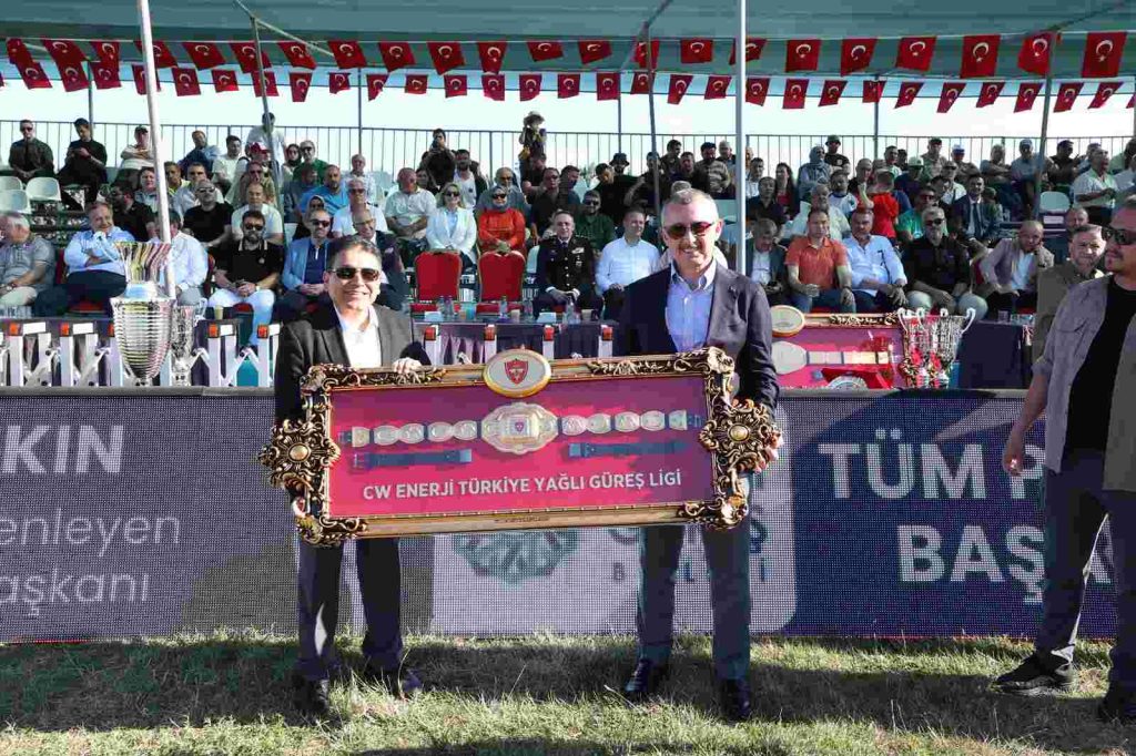 Başpehlivan Feyzullah Aktürk oldu