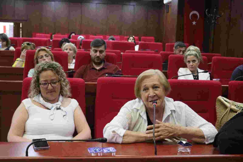 “Biz Biriz, Beraberiz ve Eşitiz” mesajı İzmit’ten yükseldi