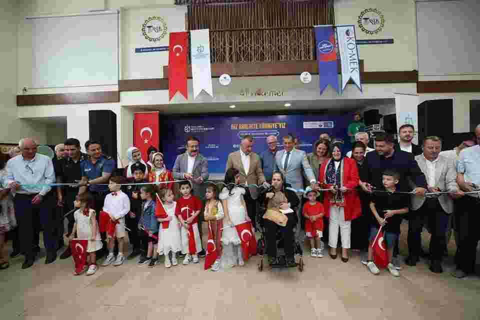 Büyükakın “Kocaeli’de koca bir dayanışma sistemi kurduk