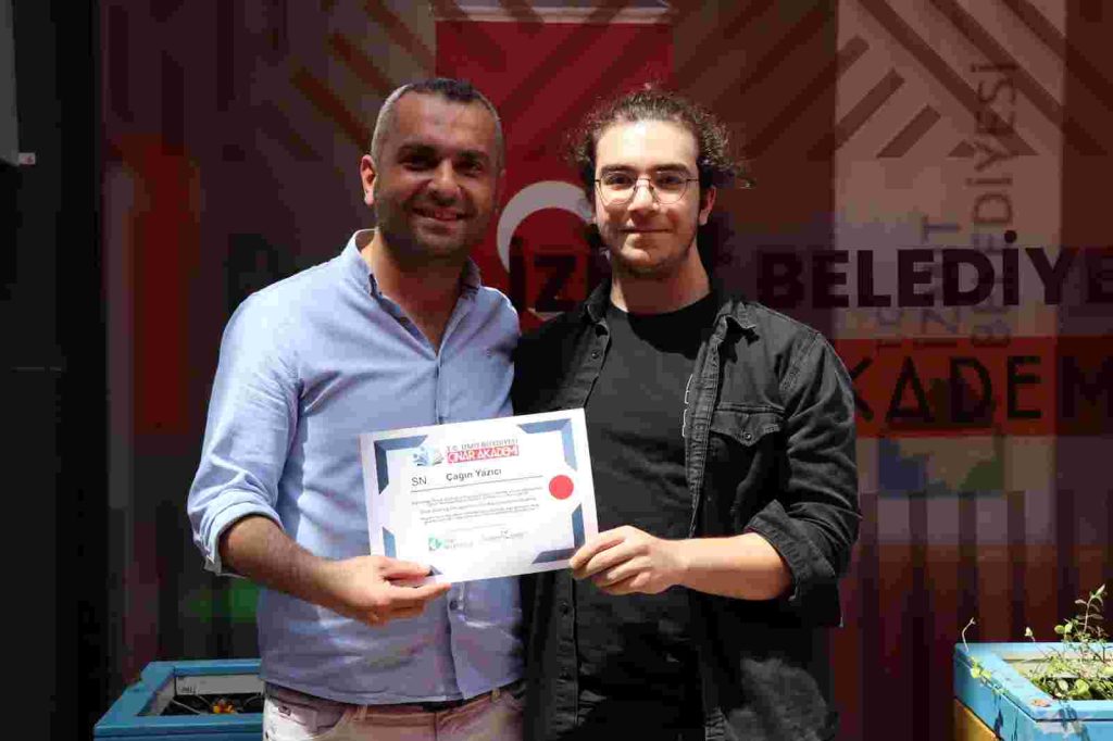 Çınar Akademi’de sertifika ve mezuniyet sevinci