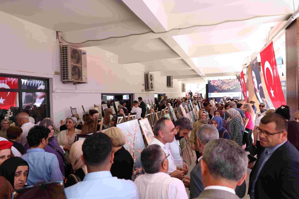 DER-MEK'te El Emeği Eserler Görücüye Çıktı