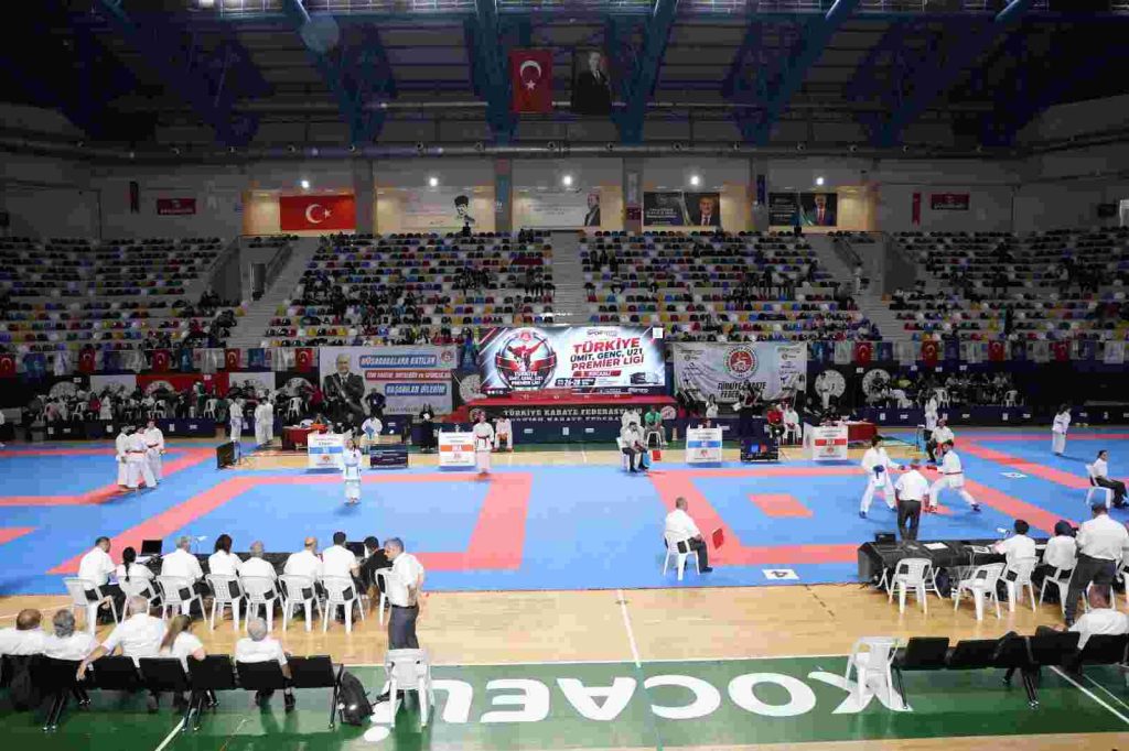 Dev karate organizasyonu Kocaeli'de başladı