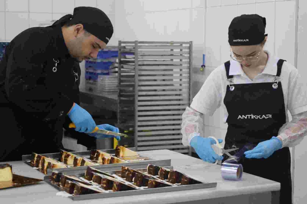 Hollandalı öğrenciler Antikkapı’da çok şey öğrendi   