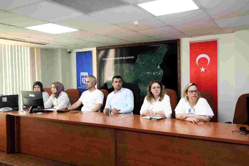 İki ilçedeki üstyapı çalışmasıyla ulaşım rahatlayacak