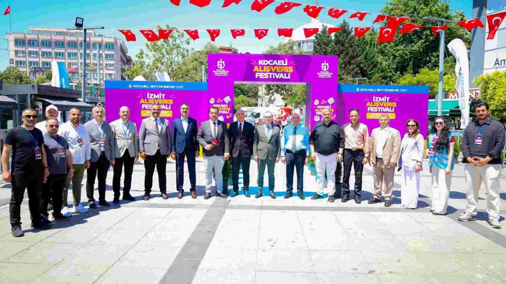 İzmit Alışveriş Festivali başladı