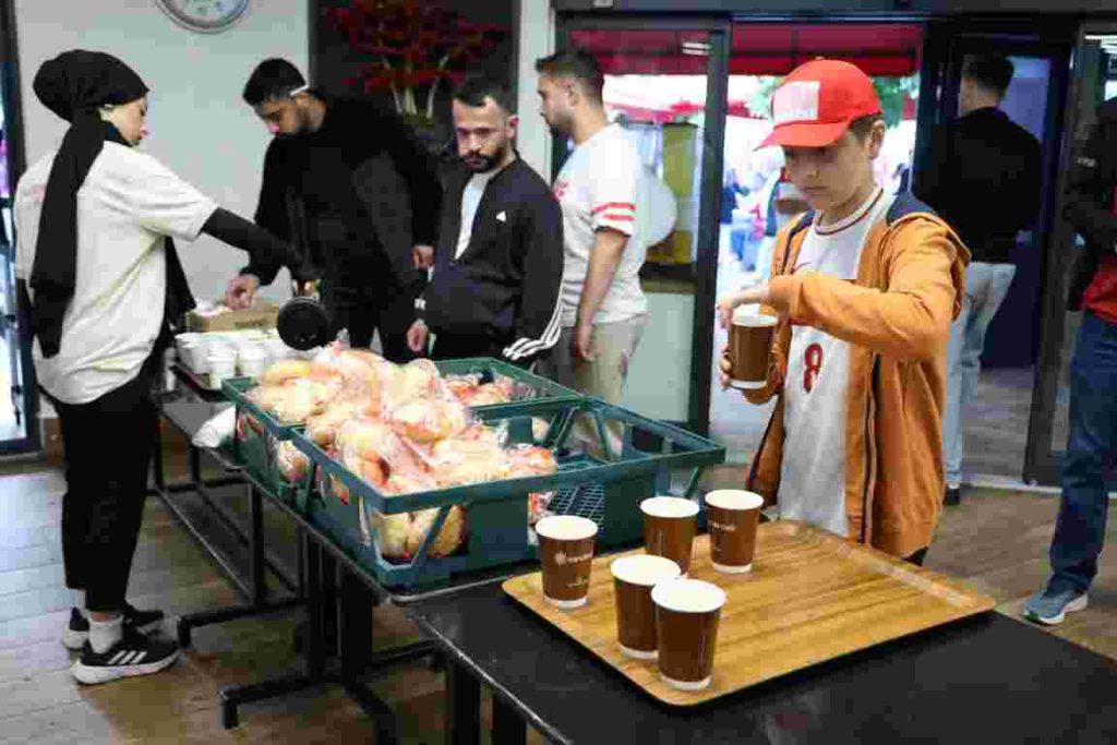Kartepe Milli Takım İçin Tek Yürek Oldu