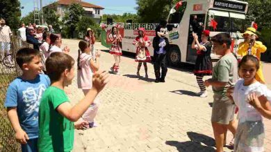Kartepe’de Bayram Coşkusu Mahalle Mahalle Yaşandı