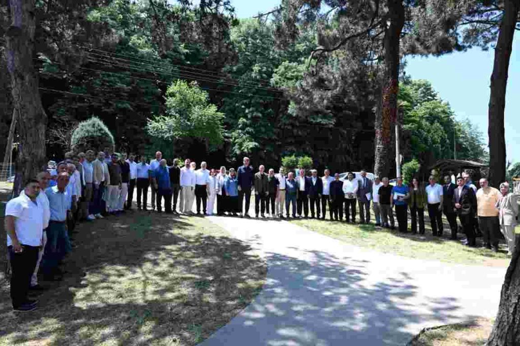 Kartepe’de Hizmetler Muhtarlarla Masaya Yatırıldı