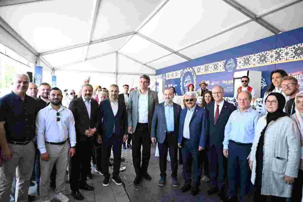 Kartepe’de Lezzet Şöleni Başladı 2. Gastronomi Festivali Kapılarını Açtı